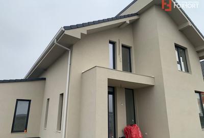 Casa individuala cu 5 camere si teren de 571 mp - Giarmata - 1