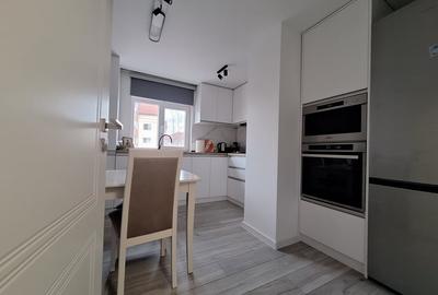 Apartament cu 3 camere in zona Bucovina - complet renovat- mobilat si utilat - 2