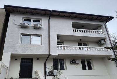 Casă cu 5 camere cu Canalizare în Parcul Carol - 15