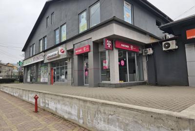 Spațiu comercial, de 72 mp, în Central - 3