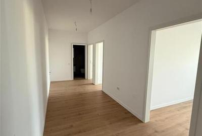 Exclusivitate, Apartament 4 camere-98 mp utili, Zona Tractorul, Brasov - 2