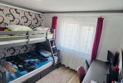 Apartament cu 2 camere decomandat, mobilat în Tomis III - 7