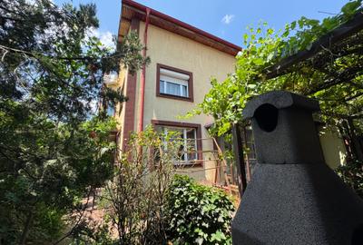 Casă individuală cu 6 camere cu Canalizare în Rahova - 31