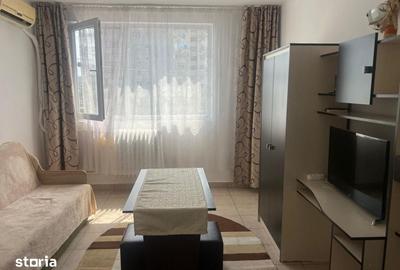 Garsonieră decomandată în Podu Roș - 1