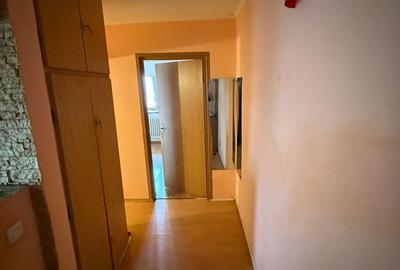 Garsonieră decomandată în Confecții - 4