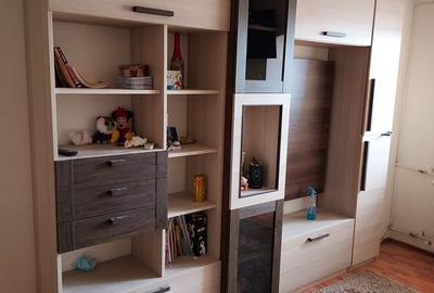 Apartament semidecomandat în Rahova - 3