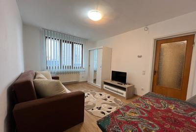 Apartament cu 2 camere decomandat în Central - 2