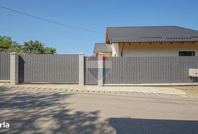 Casă cu 3 camere în Tărlungeni