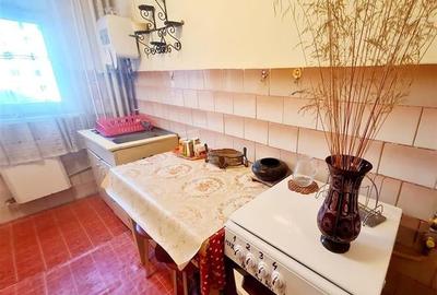 3D! In proximitatea Pietei Tractorul, 2 camere, etaj intermediar, infrastructura - 17