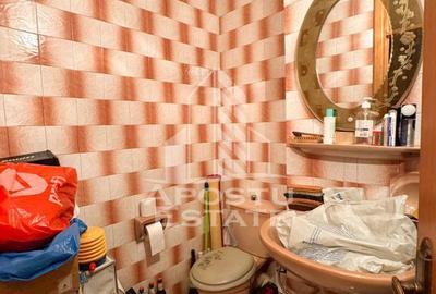 Apartament cu 3 camere decomandat, mobilat în Freidorf - 4
