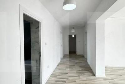 Casă cu Teren 710 Mp în Remetea Mare - 5