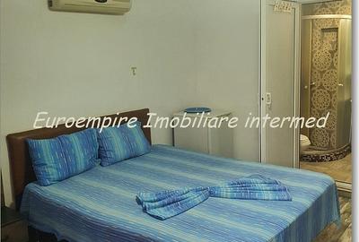 Pensiune 14 camere de vanzare zona Eforie Nord - 10