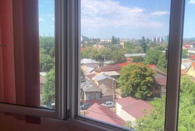 Apartament cu 2 camere decomandat în Micro 5 - 5