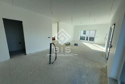 Casă individuală cu 4 camere cu Canalizare în Unirea - 2