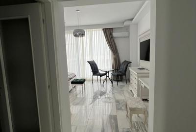 Penthouse cu 3 camere decomandat, mobilat în Mamaia-Sat - 10