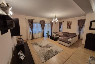 Casă individuală cu 4 camere cu Teren 380 Mp în Dumbrăvița - 1