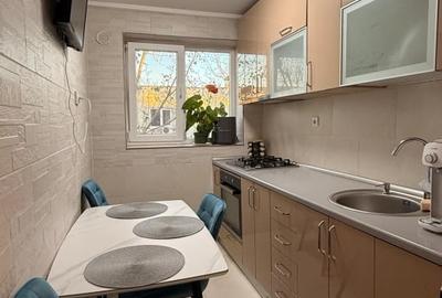 Apartament cu 2 camere decomandat, mobilat în Industriilor - 4