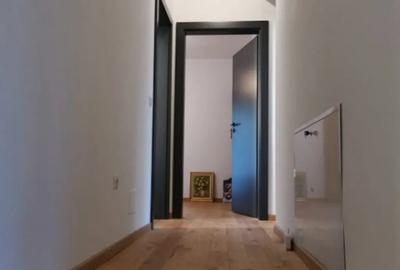 Casă cu 8 camere cu Teren 408 Mp în Central - 8