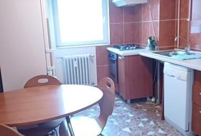 Apartament cu 3 camere semidecomandat, mobilat în P-ța Romană - 5