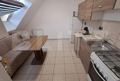 Apartament tip mansarda in zona porii, parcare inclusa - 2