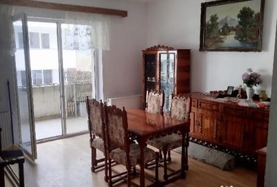 Garsonieră decomandată în Sânpetru - 1