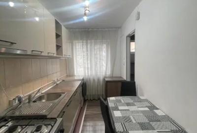 Apartament cu 3 camere semidecomandat, mobilat în Traian - 6
