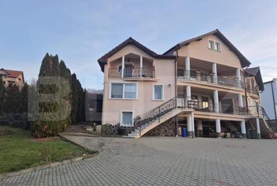 Casă cu 3 camere cu Teren 3200 Mp în Corunca - 4