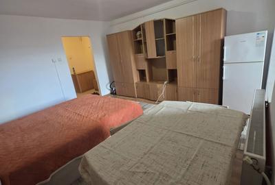 Garsonieră decomandată în Exterior Vest - 2