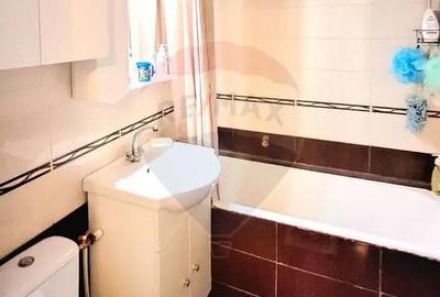 Apartament cu 3 camere semidecomandat în Micro 5 - 8