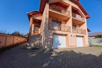 Duplex cu 12 camere cu Canalizare în Vest - 12