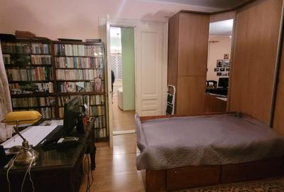 Casa zona Piata Unirii, 4 camere, teren 307 mp - 6