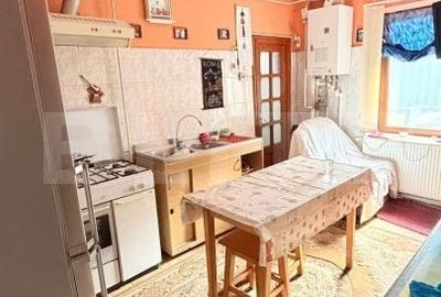 Casă cu 4 camere cu Teren 800 Mp în Central