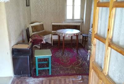Casă cu Teren 1300 Mp în Central