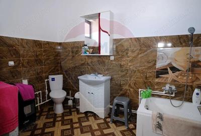 Casa renovata, mobilata si utilata, livada, Lita! - 3