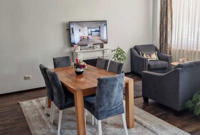 Apartament cu 3 camere decomandat în Central - 3