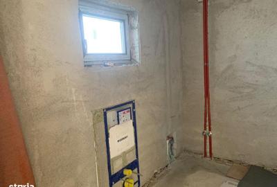 Casă cu 5 camere cu Teren 1390 Mp în Vicovu de Sus - 1