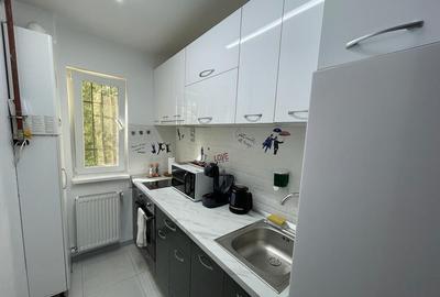 Garsonieră decomandată în Europa - 1