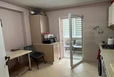 Apartament cu 2 camere decomandat în Florești - 1