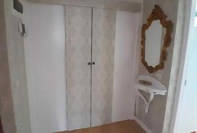 Apartament cu 3 camere semidecomandat în Central - 14