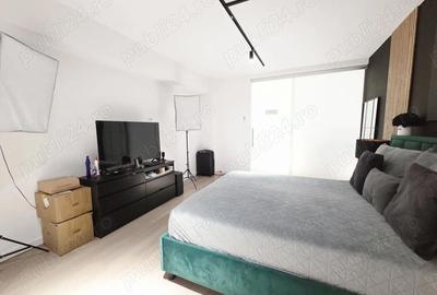 Spațiu comercial, de 160 mp, în Central - 3
