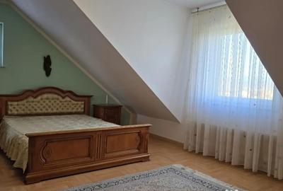 Casă cu 5 camere cu Teren 665 Mp în Progresul - 17