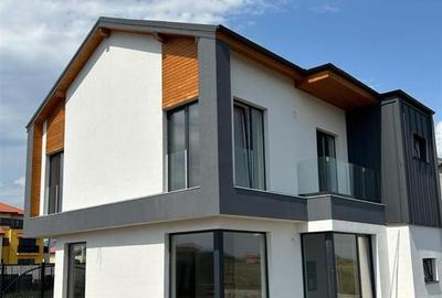 Casă individuală cu 4 camere cu Canalizare în Exterior Est - 8