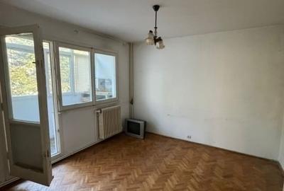 PODU ROS - SCOALA TITU MAIORESCU - 3 CAMERE DE 69MP - ETAJ 2 DIN 4 - FARA RISC! - 3