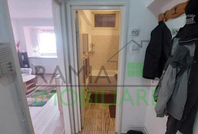 Garsoniera Cocheta de inchiriat | zona Garii | Etaj Inte - 1