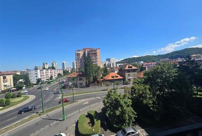Apartament cu 3 camere de inchiriat  Bdul Grivitei Brasov - 13