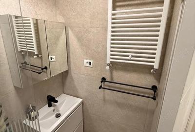 Garsonieră decomandată în Central - 2