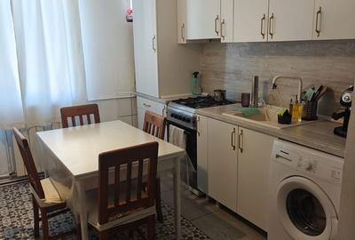 Apartament cu 3 camere decomandat în Decebal - 3
