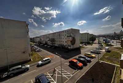 Apartament cu 3 camere decomandat în Central - 2