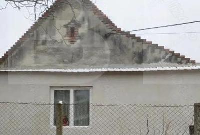 Casa de vanzare intr-o zona lini?tita, sus pe deal, cu priveli?te superba - 7