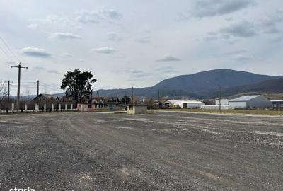 Spațiu comercial, de 12,000 mp, în Central - 4